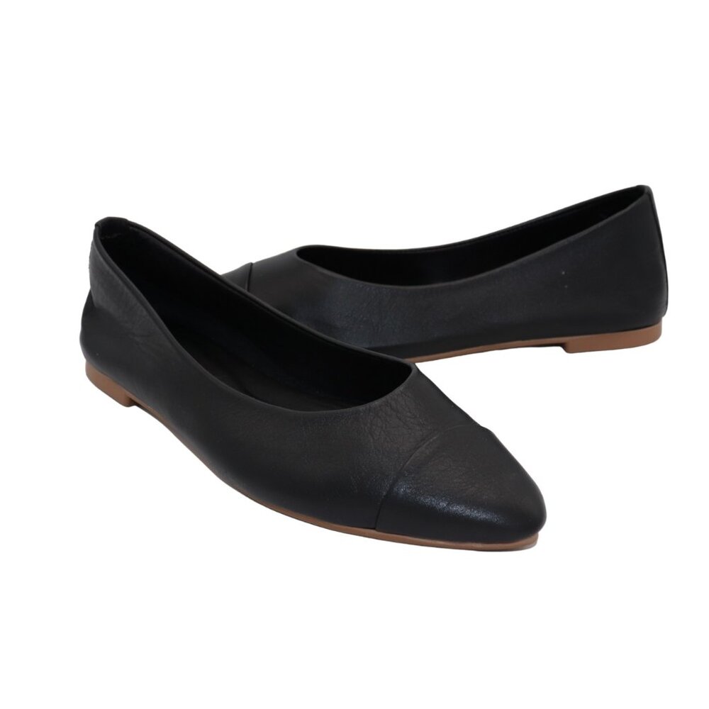 Avah Black Cap Toe Flats
